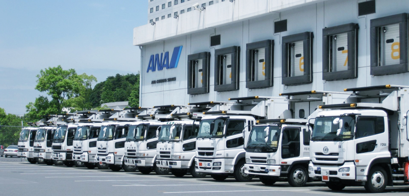 航空機への機内食搬送